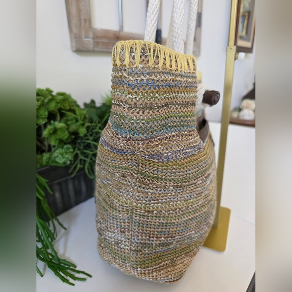 Brighton Bella Limone Soft Sea Grass Tote/Leather Applique/Signature Heart Charm - Picture 8 of 16